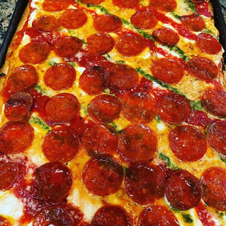 Williamsburg Pizza